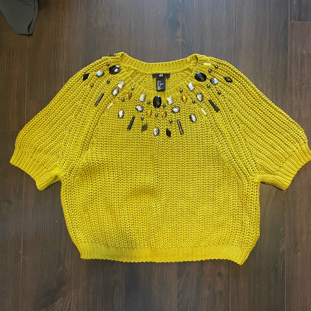 NWOT embellished sweater S